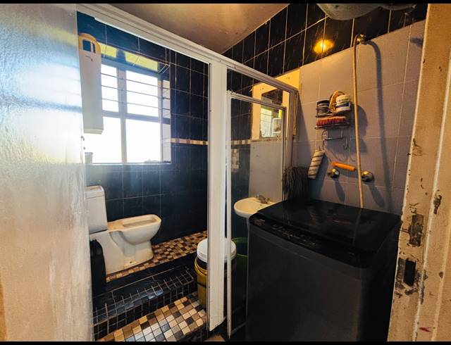 2.5 BEDROOM APARTMENT FOR SALE IN NORTH BEACH